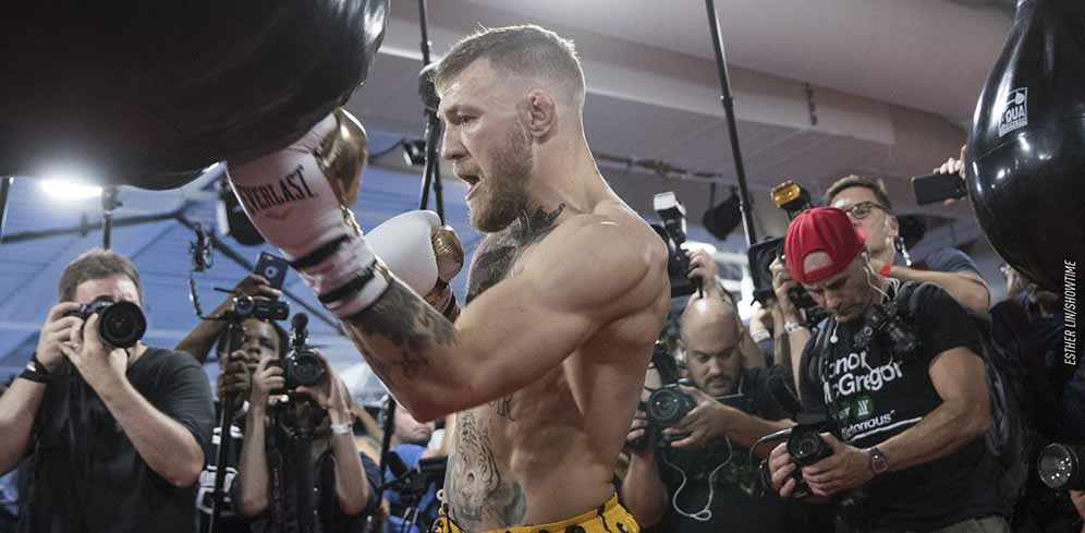 Lempar Tangga, Conor McGregor Bikin Huru-hara